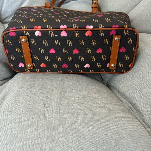 Dooney & Bourke Black Tote with Pink and Red Hearts - Picture 3 of 6